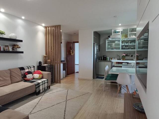 Apartamento para Venda em Joinville - 4
