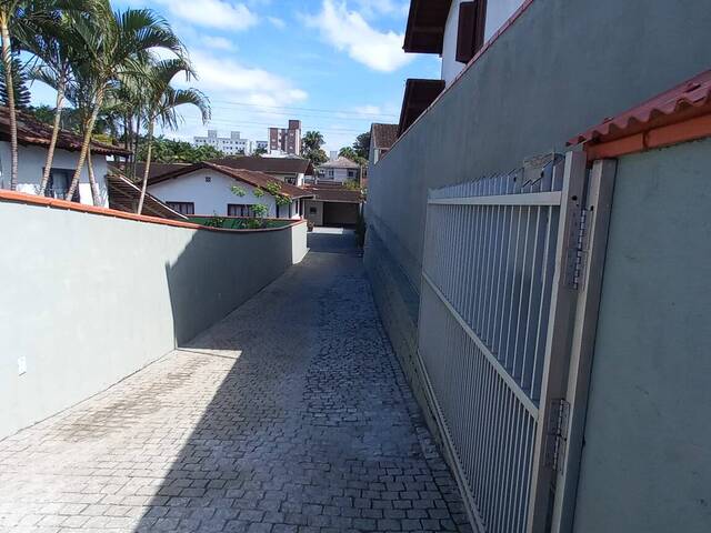 #56 - Casa para Venda em Joinville - SC