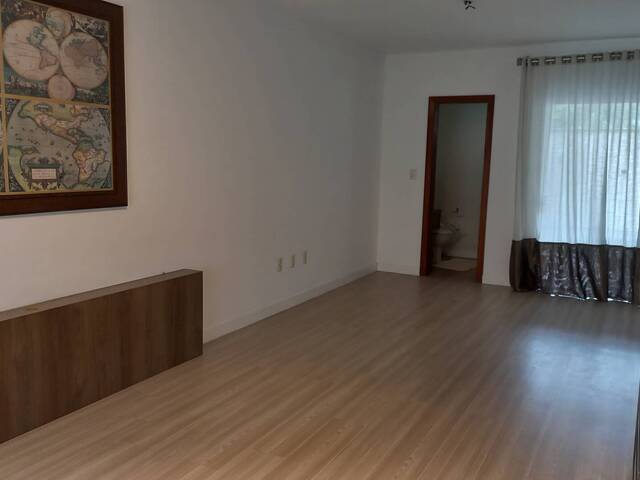 Casa para Locação em Joinville - 5