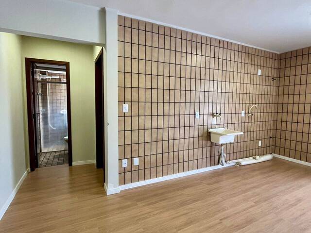 #73 - Apartamento para Venda em Joinville - SC