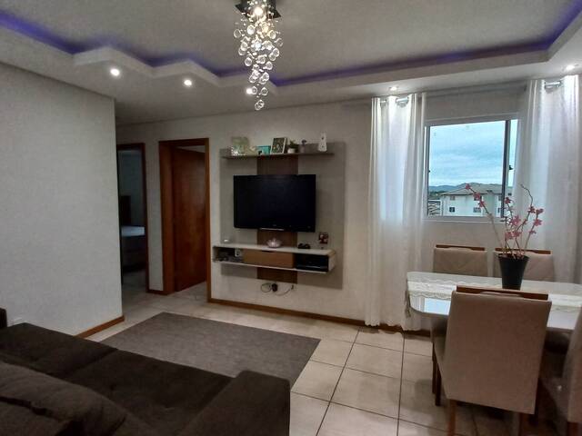 #74 - Apartamento para Locação em Joinville - SC