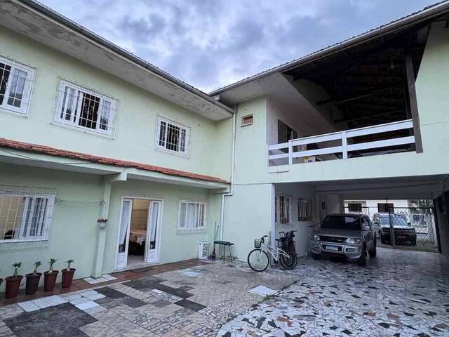 #78 - Casa para Venda em Joinville - SC - 2