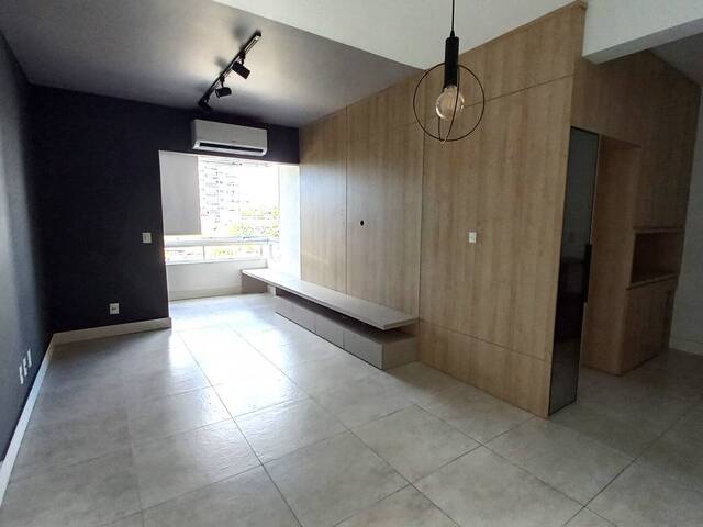 #79 - Apartamento para Venda em Joinville - SC
